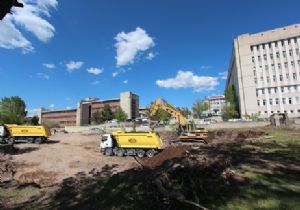 Nihayet kazma vuruldu...!